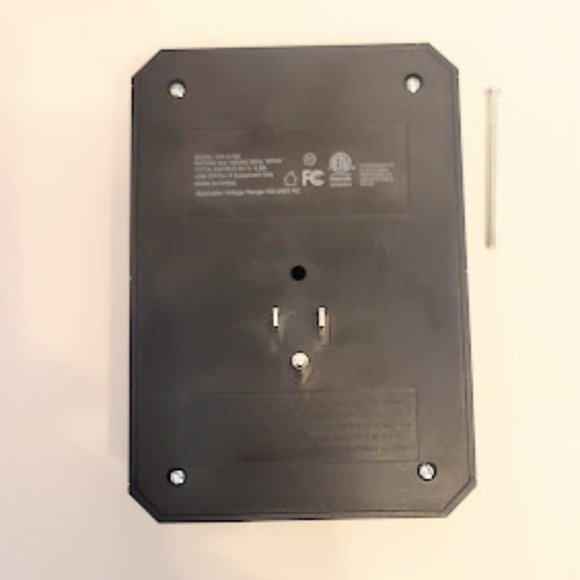 USB Wall Charger, Surge Protector. Qinlianf 5 Outlet Extender with 4 USB Charger - Picture 4 of 4